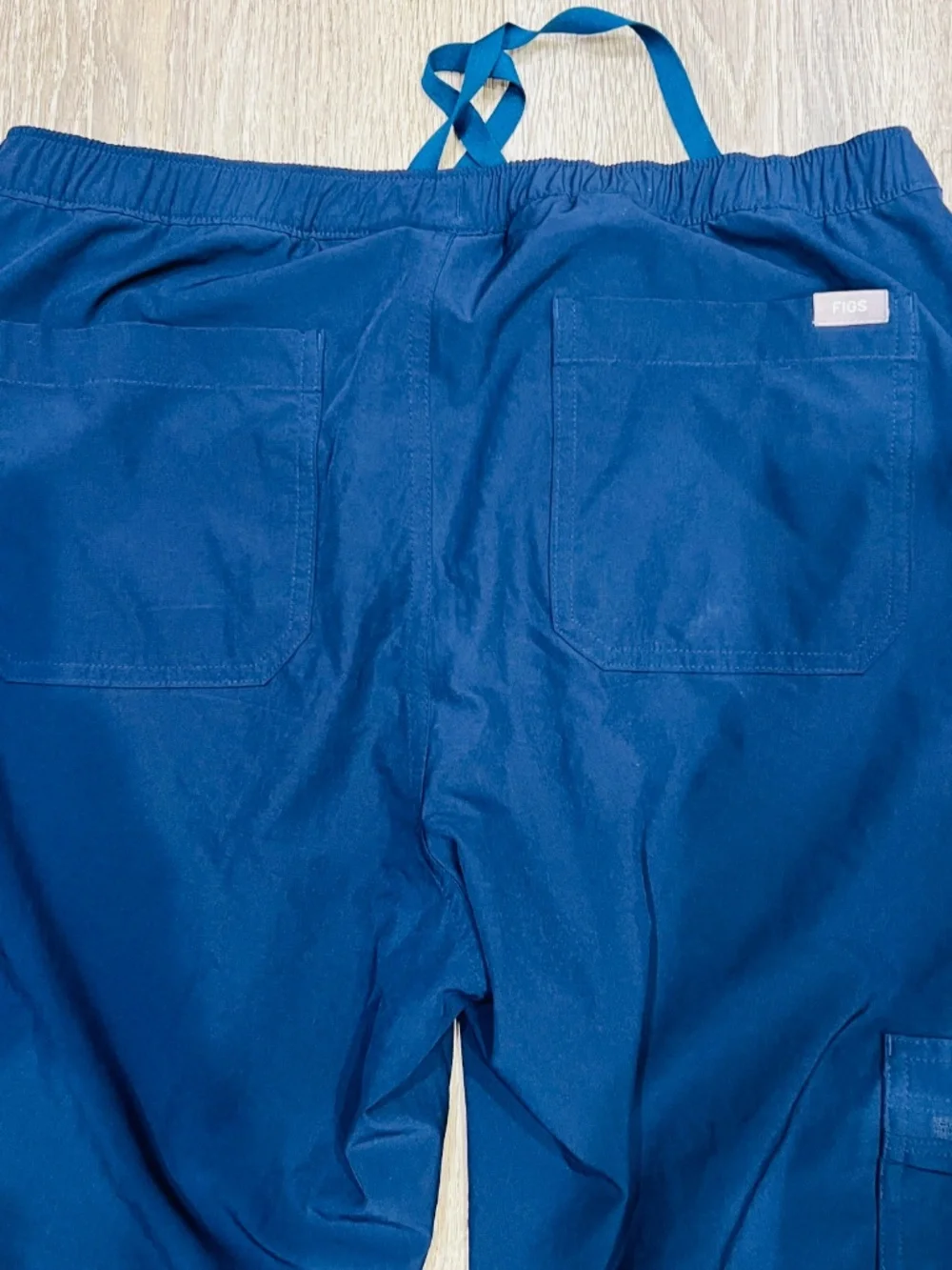 Figs Mens Medium M/S Navy Free X Lined Scrub Pants Cairo Cargo Medical nursing